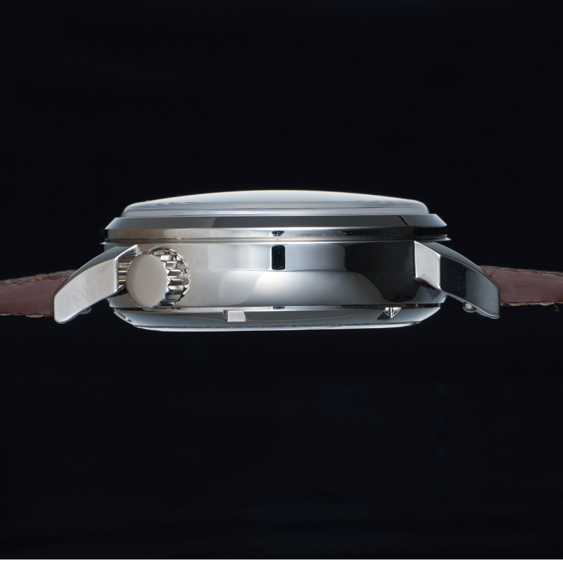 【Now Available for Pre-Order / Shipping Scheduled for Late June】 RESTA R50-001 Automatic Small Seconds Watch – 36mm Ivory Dial, Gold Hands, High-Domed Sapphire Crystal